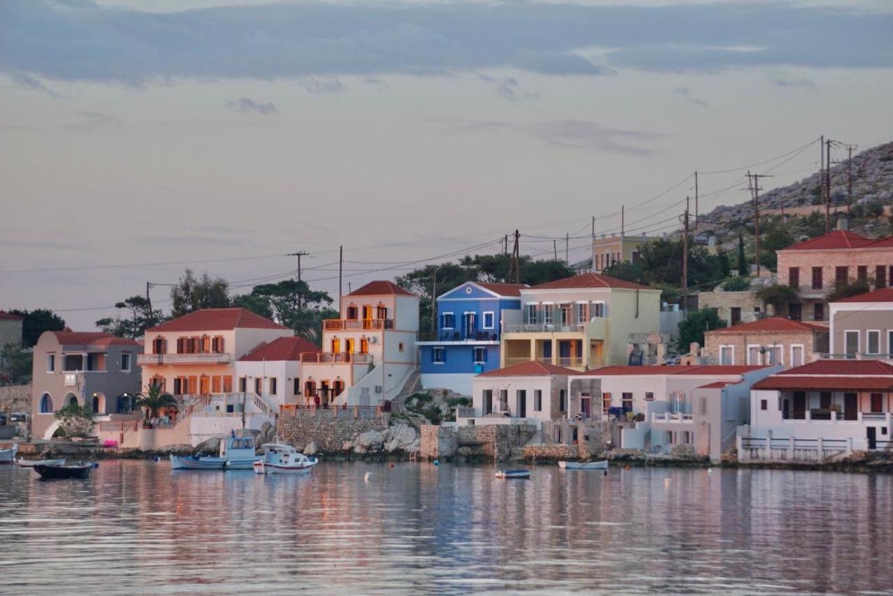 Porphyra Studio Chalki Town Esterno foto